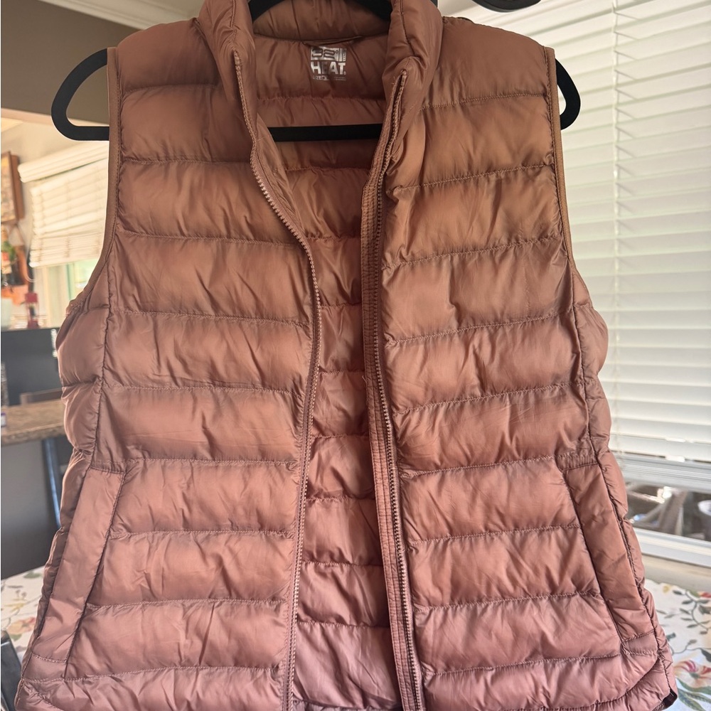32 Degrees Women's Puffer Vest in Brown - Picture 2 of 4